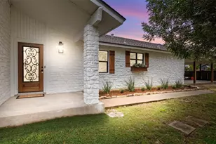 200 Rowlett Rd, Liberty Hill, TX 78642 - Photo 3