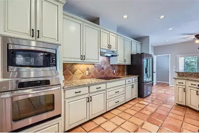 4 Longhorn Drive, Round Rock, TX 78681 - Photo 11