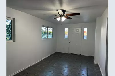 1060 Gardner, Austin, TX 78721 - Photo 7