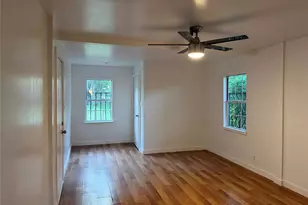 1060 Gardner, Austin, TX 78721 - Photo 9