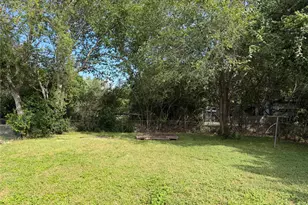 1060 Gardner, Austin, TX 78721 - Photo 7