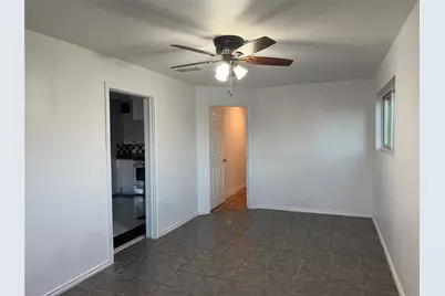 1060 Gardner, Austin, TX 78721 - Photo 9