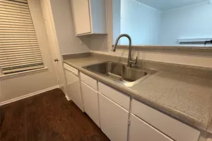 4500 E Oltorf St, Austin, TX 78741 - Photo 7