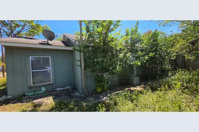 125 S Bishop Street, San Marcos, TX 78666 - Photo 7