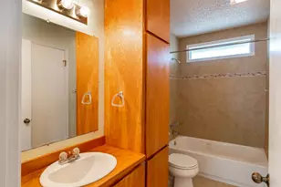 913 E 53rd 1/2 St, Austin, TX 78751 - Photo 13
