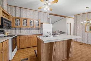 1210 Thousand Oaks Trail, Liberty Hill, TX 78642 - Photo 9