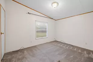 1210 Thousand Oaks Trail, Liberty Hill, TX 78642 - Photo 13