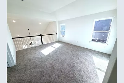 504 Bloomington Loop, Hutto, TX 78634 - Photo 15