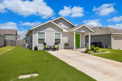129 Jack Browning Drive, Jarrell, TX 76537 - Photo 3