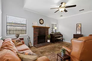 502 Cedar Ln, Pflugerville, TX 78660 - Photo 9