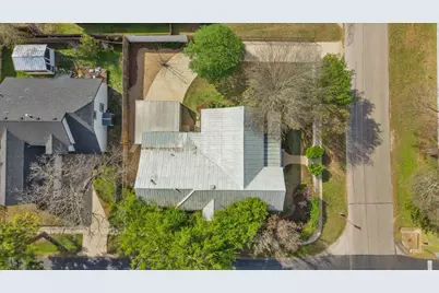 709 Hill Street, Bastrop, TX 78602 - Photo 35