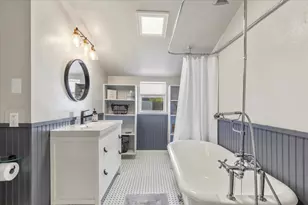 709 Hill St, Bastrop, TX 78602 - Photo 25