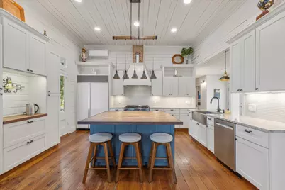 709 Hill Street, Bastrop, TX 78602 - Photo 13