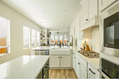 337 Langhorne Bend, Liberty Hill, TX 78642 - Photo 9