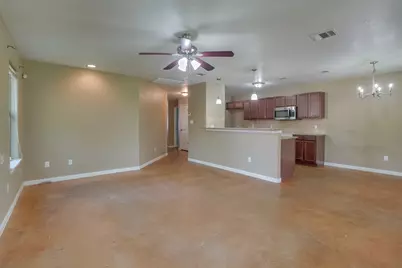 324 Kaanapali Lane, Bastrop, TX 78602 - Photo 5