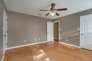 324 Kaanapali Ln, Bastrop, TX 78602 - Photo 17