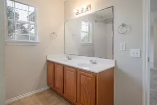 1432 Anise Dr, Austin, TX 78741 - Photo 15