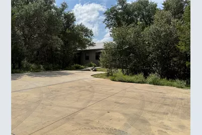 290 Hugo Road #B, San Marcos, TX 78666 - Photo 3