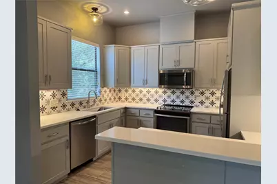 290 Hugo Road #B, San Marcos, TX 78666 - Photo 9