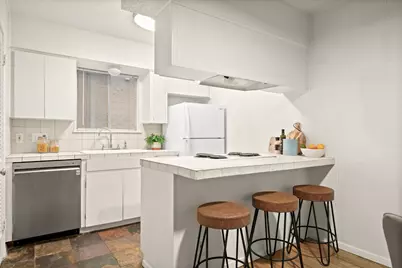 2122 Hancock Drive #110, Austin, TX 78756 - Photo 9