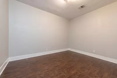802 E Crockett Street, Luling, TX 78648 - Photo 21