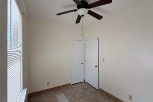 251 Zimmerman Ave, Bastrop, TX 78602 - Photo 11