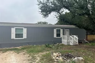 1086 Pecan Cir, Canyon Lake, TX 78133 - Photo 3