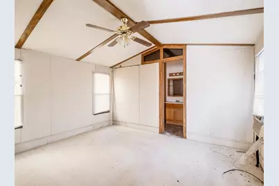 119 E Clearview Cemetery Road, Bastrop, TX 78602 - Photo 17