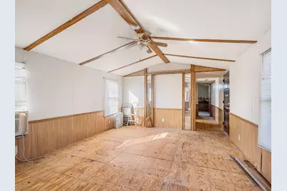 119 E Clearview Cemetery Road, Bastrop, TX 78602 - Photo 11