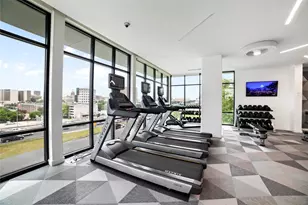 800 Embassy Dr, Austin, TX 78702 - Photo 27