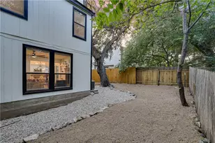 1308 Matthews Ln, Austin, TX 78745 - Photo 11