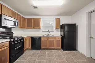 17737 Golden Valley Dr, Manor, TX 78653 - Photo 9