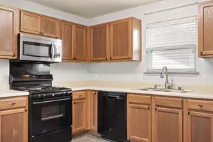 17737 Golden Valley Dr, Manor, TX 78653 - Photo 11