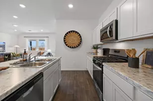 879 Arnold Loop, Uhland, TX 78640 - Photo 19