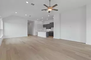 566 Sage Thrasher Cir, Dripping Springs, TX 78620 - Photo 13