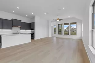 566 Sage Thrasher Cir, Dripping Springs, TX 78620 - Photo 9