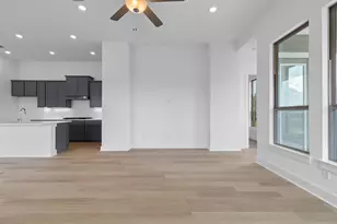 566 Sage Thrasher Cir, Dripping Springs, TX 78620 - Photo 11