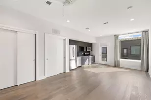 1800 E 4th St, Austin, TX 78702 - Photo 13