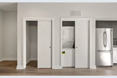 1800 E 4th Street #327, Austin, TX 78702 - Photo 17