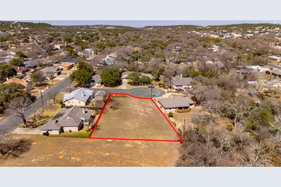 2009 Woodway Court, Fredericksburg, TX 78624 - Photo 3