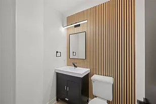 11 Treehaven Ln, The Hills, TX 78738 - Photo 17