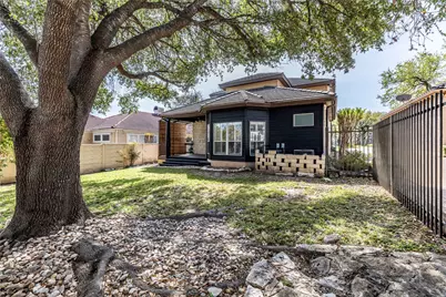 11 Treehaven Lane, The Hills, TX 78738 - Photo 31