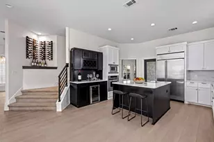 11 Treehaven Ln, The Hills, TX 78738 - Photo 9