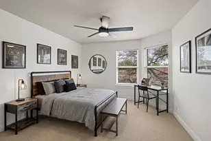 11 Treehaven Ln, The Hills, TX 78738 - Photo 23