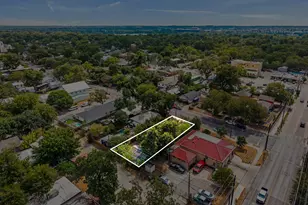 1906 E 2nd St, Austin, TX 78702 - Photo 19
