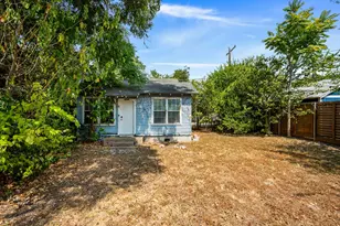 1906 E 2nd St, Austin, TX 78702 - Photo 7