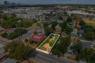 1906 E 2nd St, Austin, TX 78702 - Photo 13