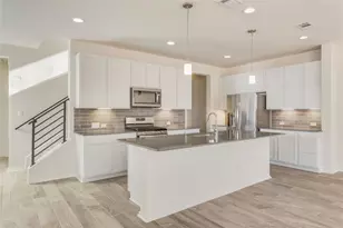 9100 Garnet Dr, Austin, TX 78729 - Photo 5
