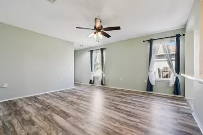 11109 Roderick Lawson Lane, Austin, TX 78754 - Photo 7