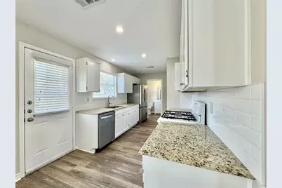 16502 Jadestone Drive, Leander, TX 78641 - Photo 9